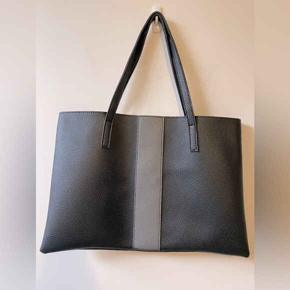 Vince Camuto Vegan Leather Tote Bag -NWOT - Picture 2 of 7